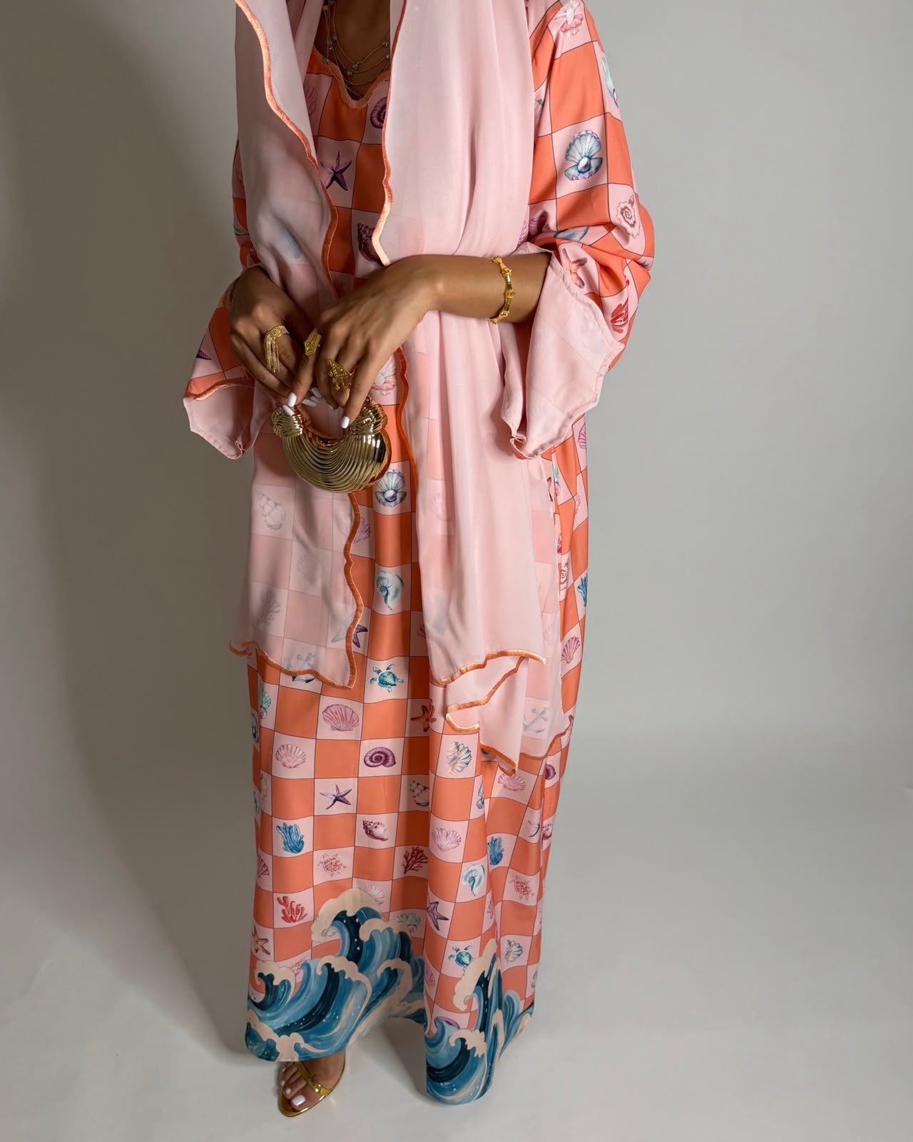 A681 - Pink & Peach Waves Checkered Jalabiya & Matching Head Scarf