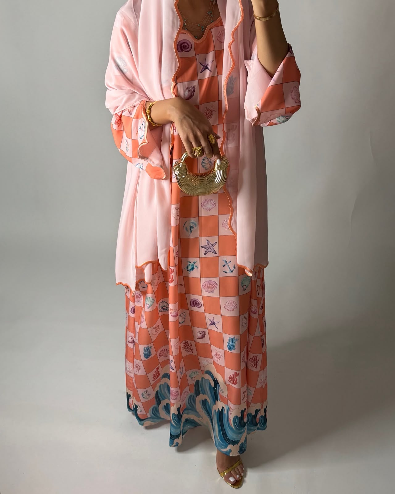 A681 - Pink & Peach Waves Checkered Jalabiya & Matching Head Scarf