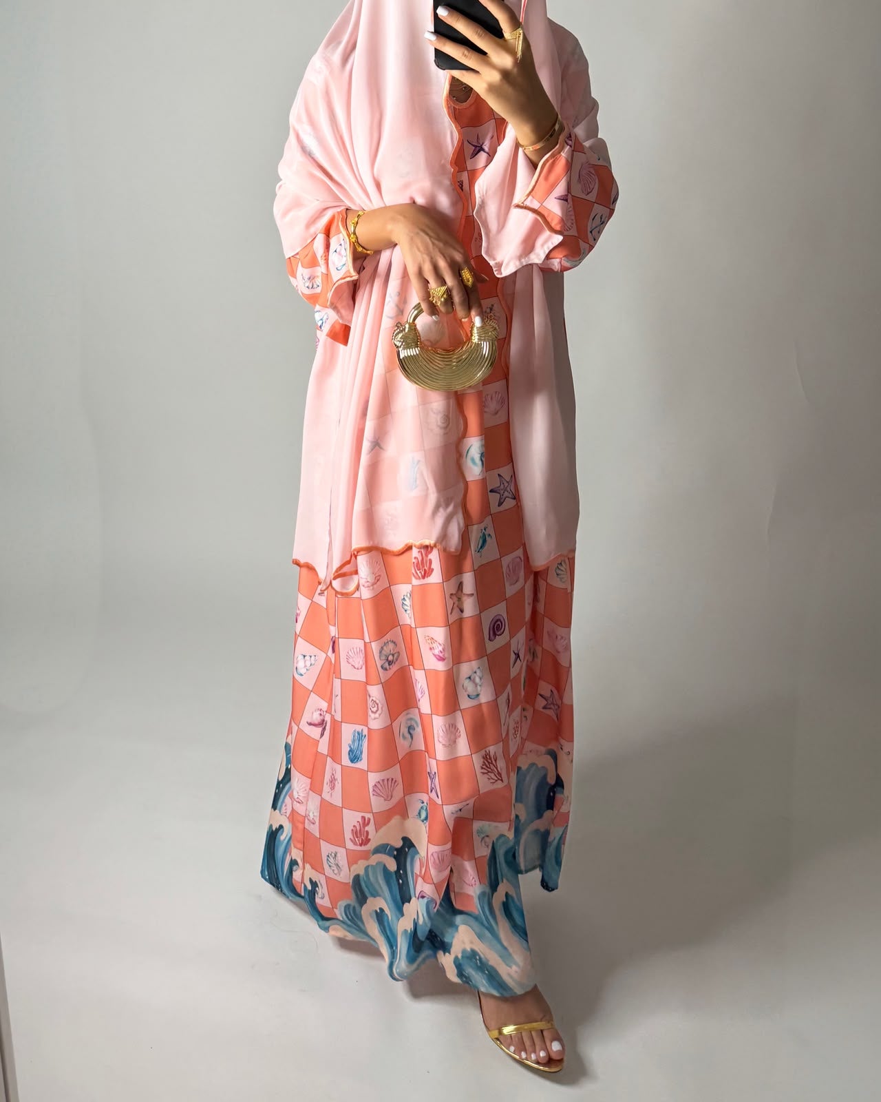 A681 - Pink & Peach Waves Checkered Jalabiya & Matching Head Scarf