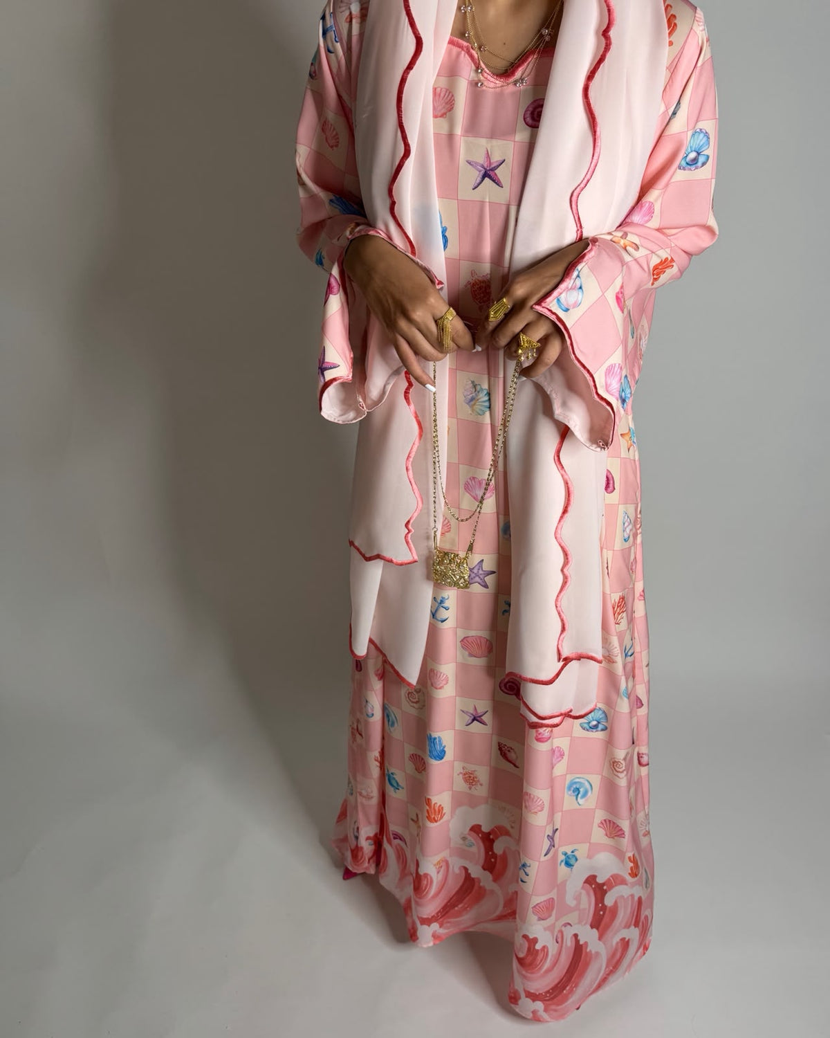 A678 - Shades of Pink Waves Checkered Jalabiya & Matching Head Scarf