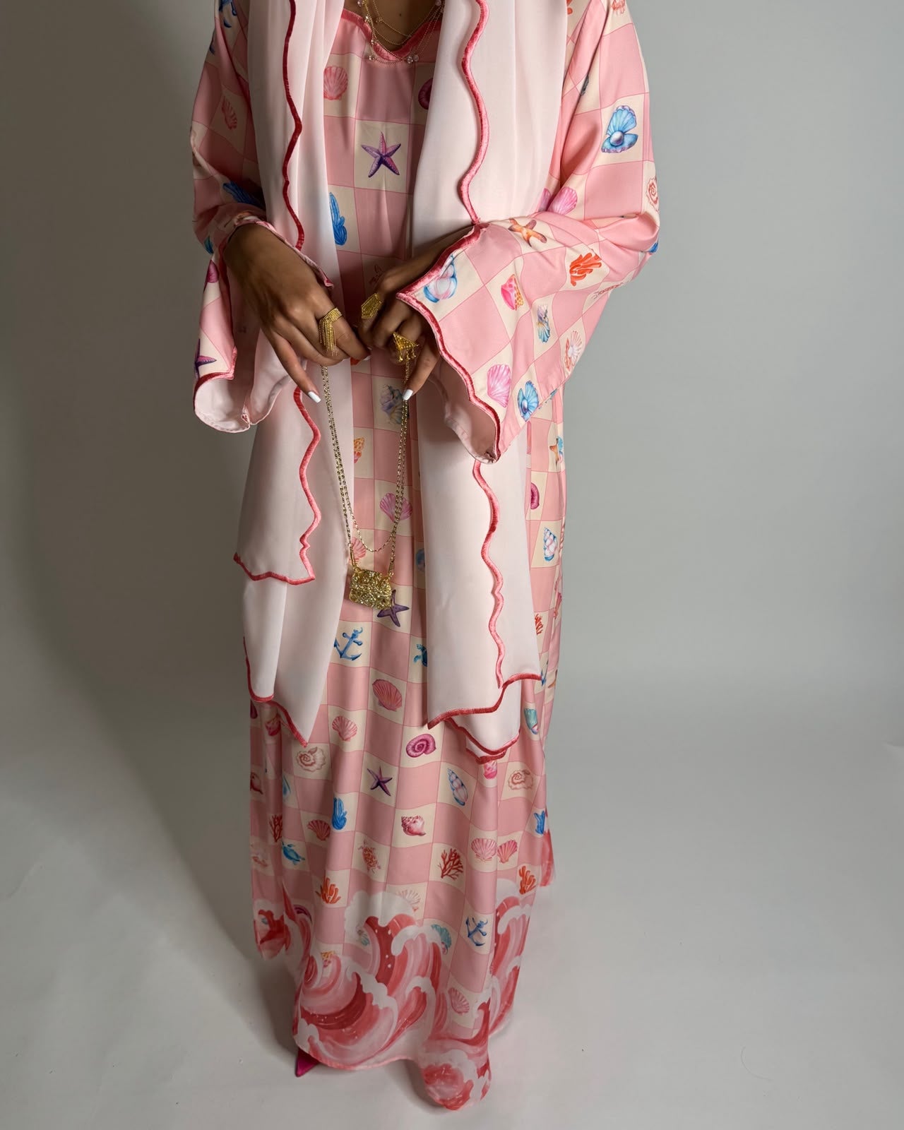 A678 - Shades of Pink Waves Checkered Jalabiya & Matching Head Scarf