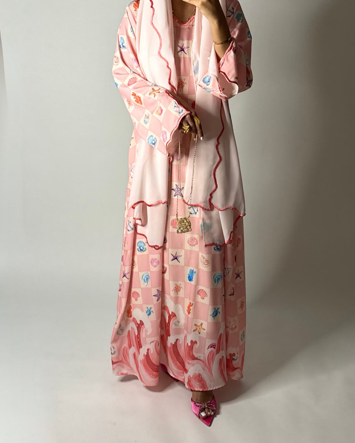 A678 - Shades of Pink Waves Checkered Jalabiya & Matching Head Scarf
