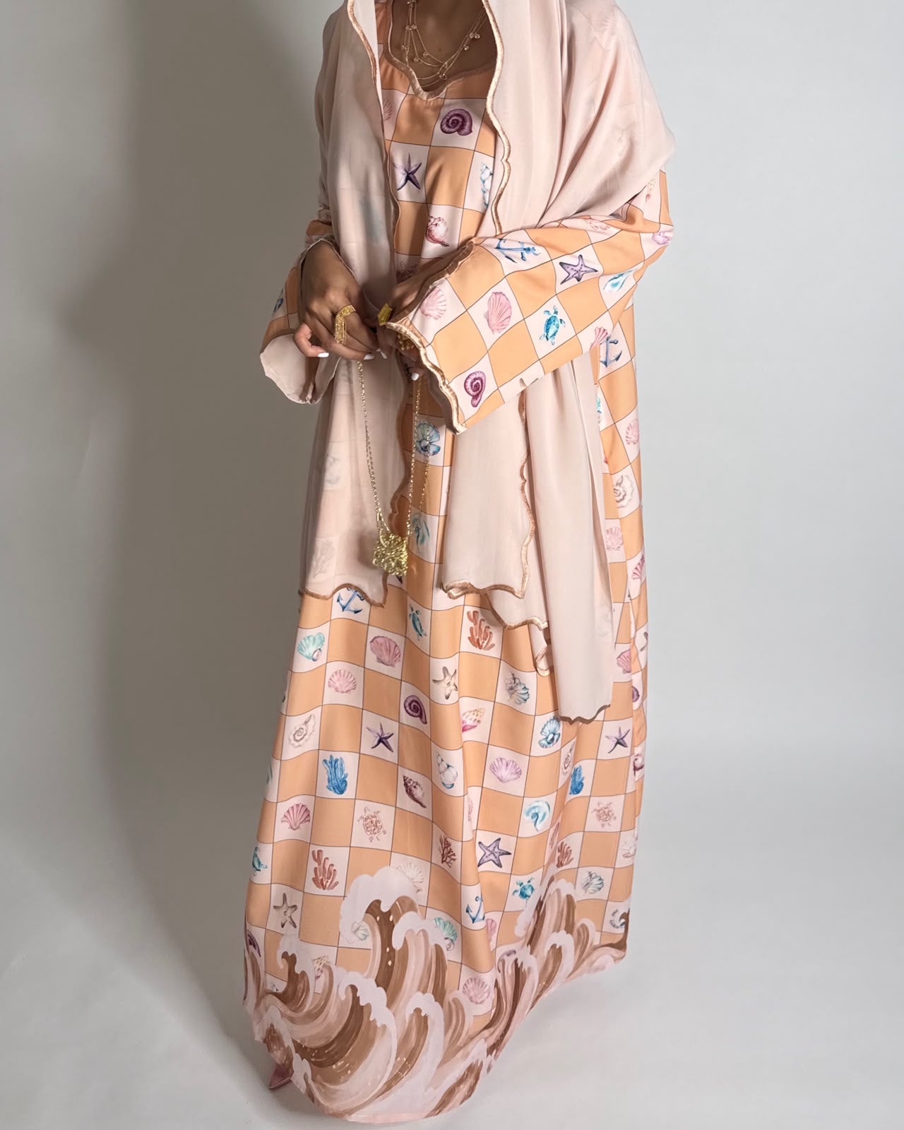 A677 - Peach & Beige Waves Checkered Jalabiya & Matching Head Scarf