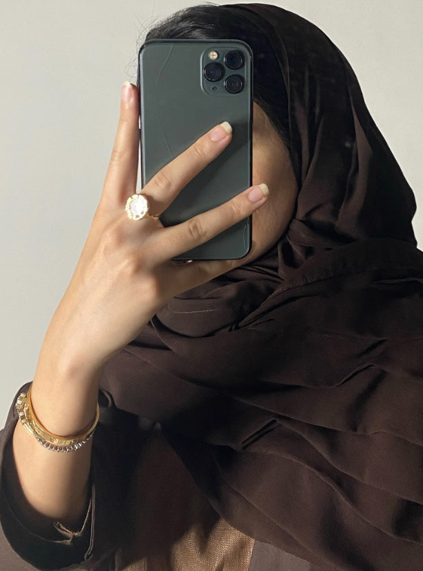 A053 - Brown abaya